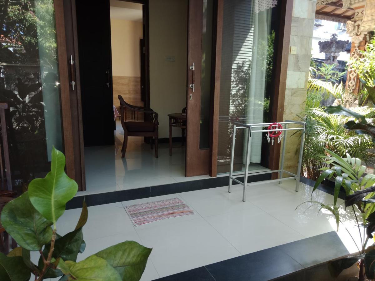 Rika Sanur Homestay Екстер'єр фото