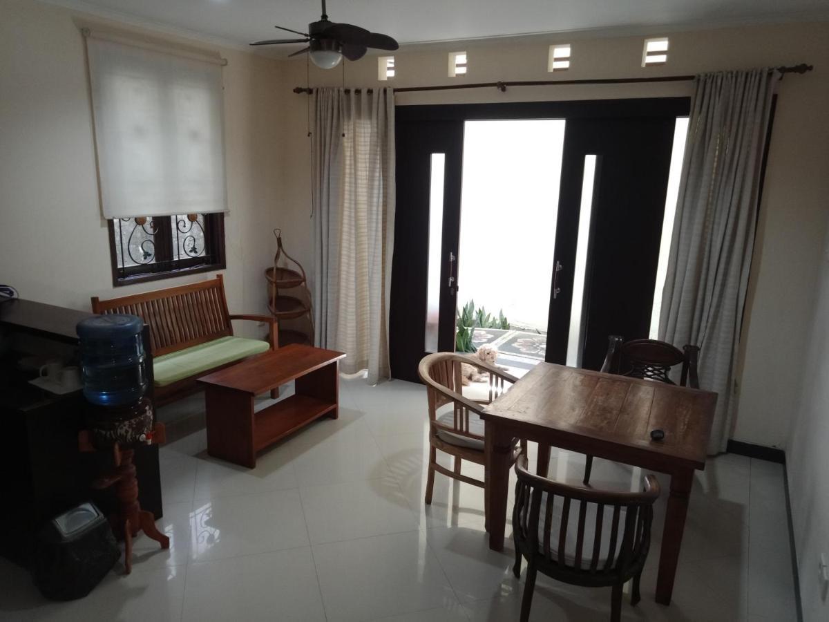 Rika Sanur Homestay Екстер'єр фото