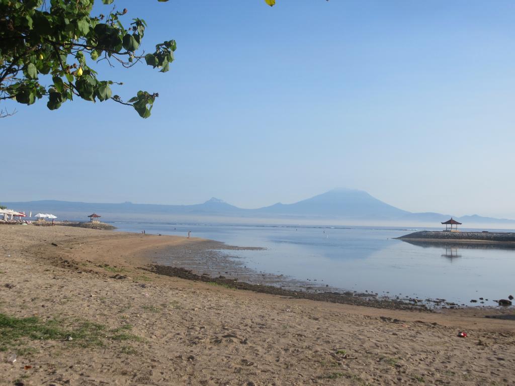 Rika Sanur Homestay Екстер'єр фото